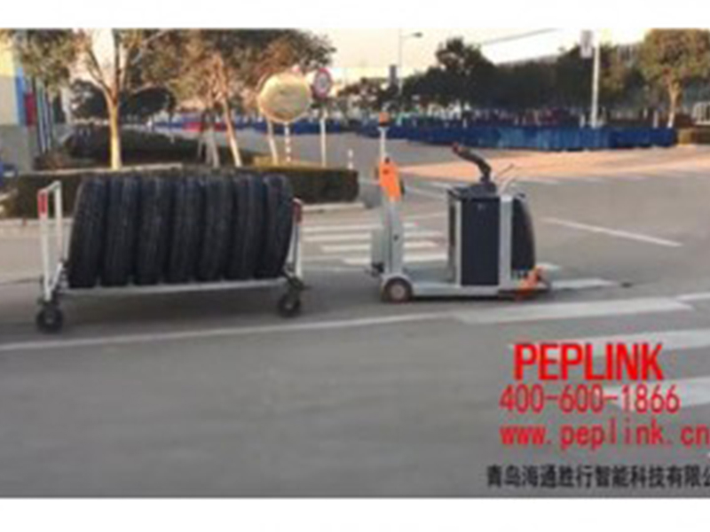 室內/外牽引式AGV